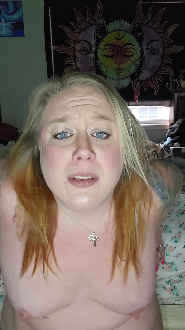 Jenn_sexxii: Scopata in doppia penetrazione fino a quando non viene