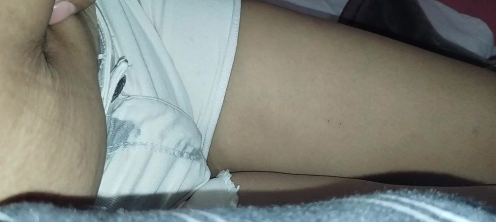 Uttar dinajpur: Une jolie demi-sœur indienne desi se fait baiser par son...