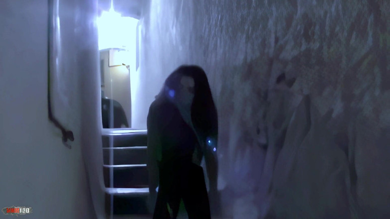 MMM100: Angelina: la bella araba angelina si spoglia