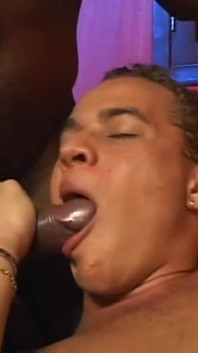 Two transvestites with huge black cock fuck my ass