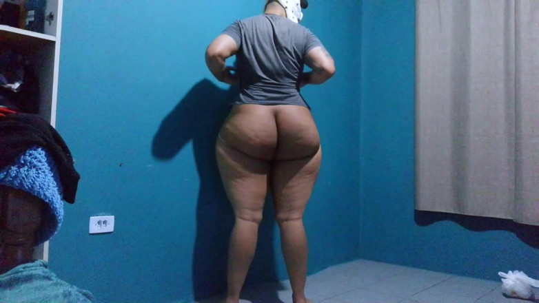 Sissy sapeca studio: Big Ass Tranny