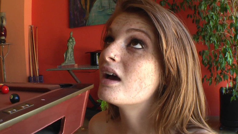 TeenXXX Stories: Gorgeous babe fuckes outdoors and swallows cum