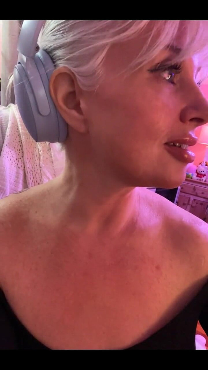 PaintedRose: Cuộc gọi cam tối nay