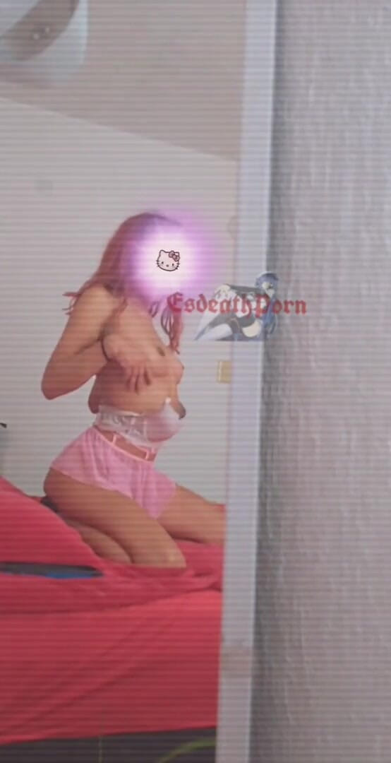 Esdeath: Subscribe Stepdaddy / Suscribete Papi