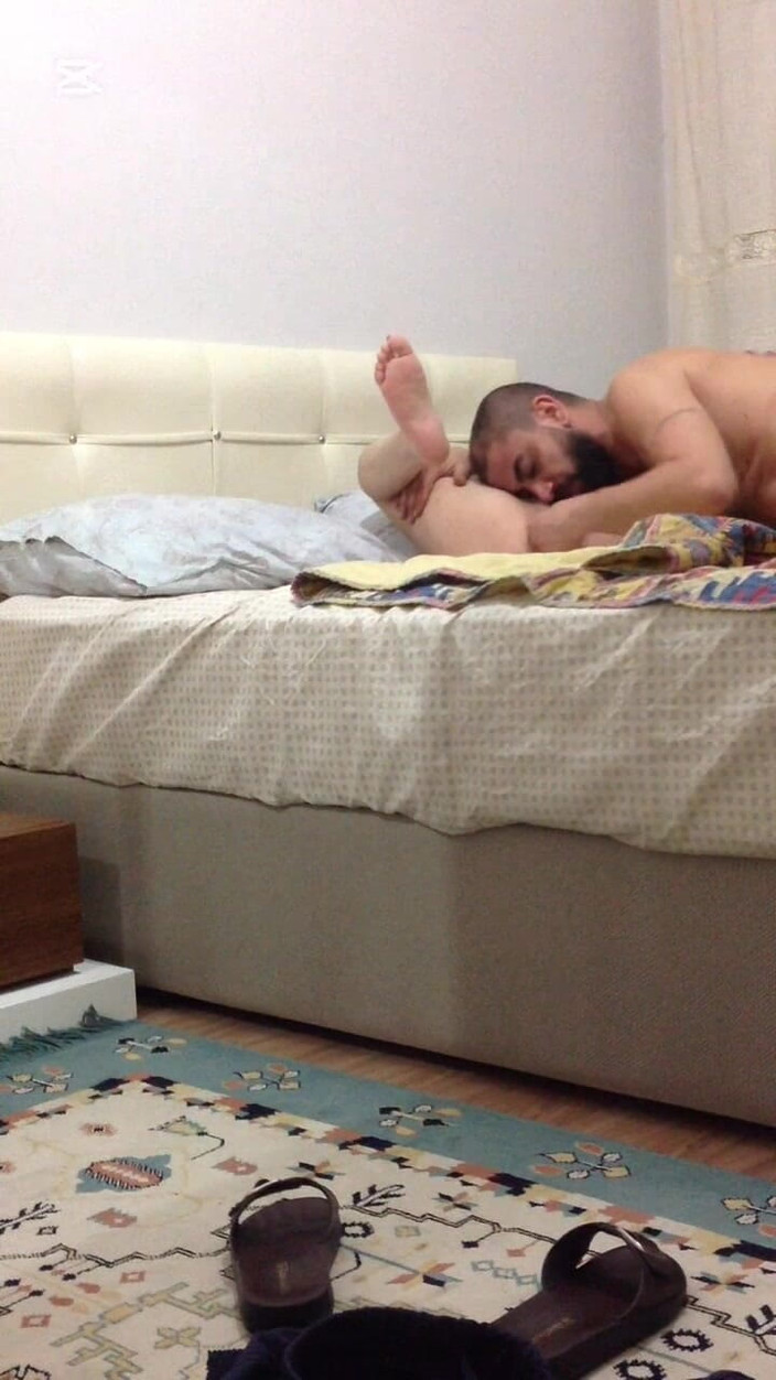 Mudur_bey35: Pratar mycket med den perfekta turkiska flickan och slickar mycket