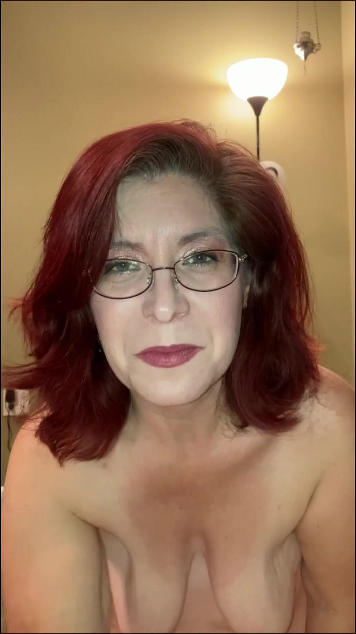 Elianna: Madrasta é tão feliz em vê-lo - vídeo personalizado