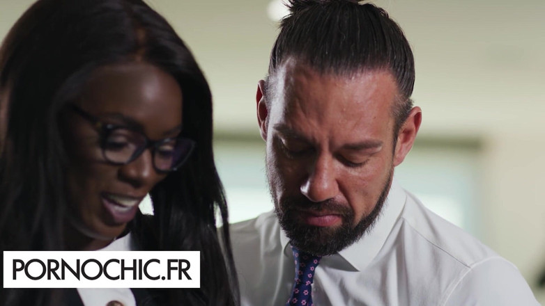 Pornochic: Rencontre très privée avec Ana Foxxx