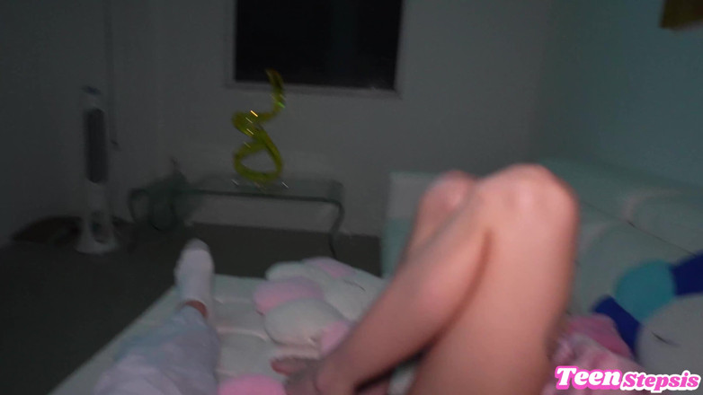 Teen StepSis: Stepdaughter Squirts on Step Dads Dick After Watching Scary Movie