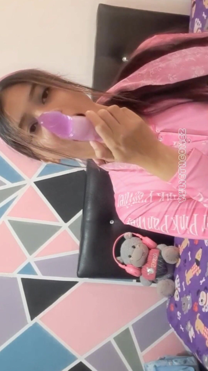 Yulieth Gomez: 발렌타인 데이에 남친을 따먹을 수 있는 완벽한 날