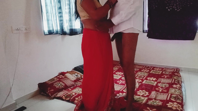 Riyagueen: The Electrical Shop Owner Came to Riya Bhabhi's House to...
