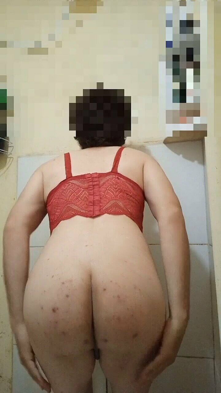 CarolCrossBsB: Crossdresser in Thong Panties