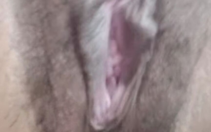 Rexaprince: Phụ nữ cống hiến