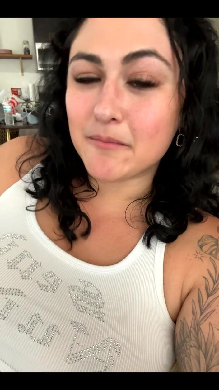 Josie Jaxxon: Оновлення з Майамі! Xbiz!!