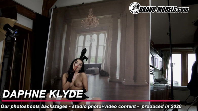 Bravo Models Media: 388-Backstage photoshoot Daphne Klyde - Adult