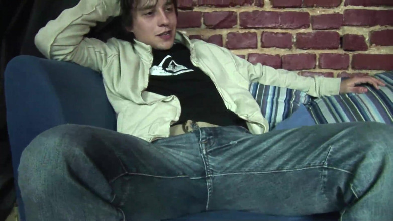 Jerking studs: Nervous straight boy next door fails