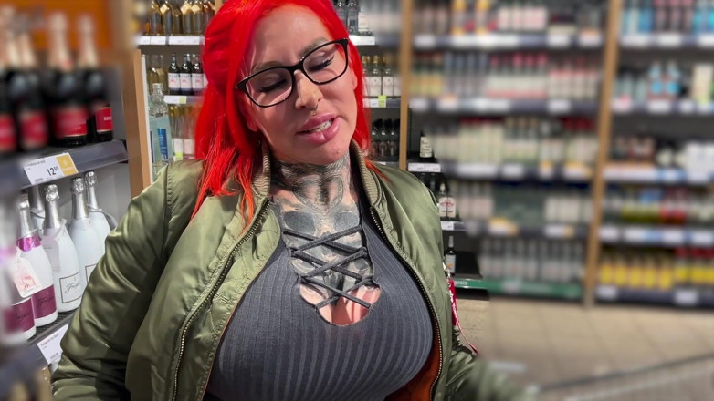 CatCoxx: Spontaneous Sex Date,he Won't Forget This Purchase in a Hurry