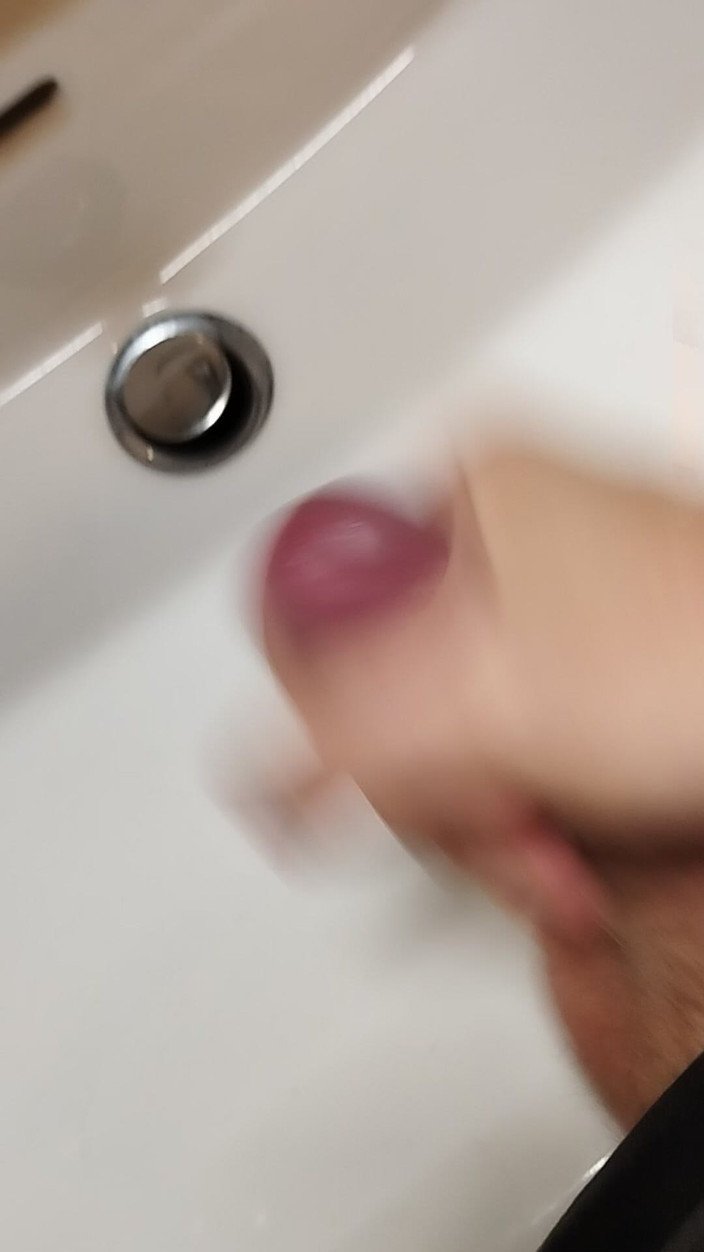 Bayer911: Bayer mastürbasyon yapıyor