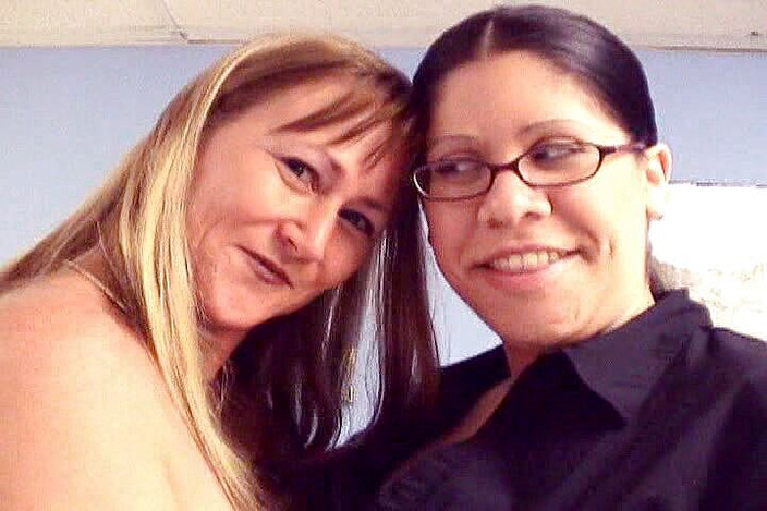 Radical Lesbian: Ibu rumah tangga sange lagi asik seks lesbian