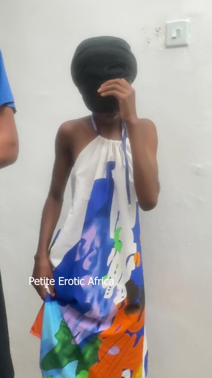 Petite Erotic Africa: Too Tight to Get in