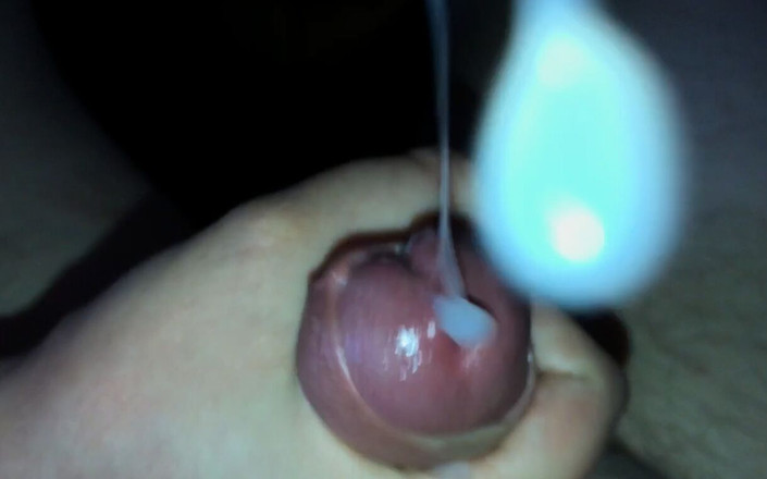 Agata Anallove: De cerca, mamada y corrida