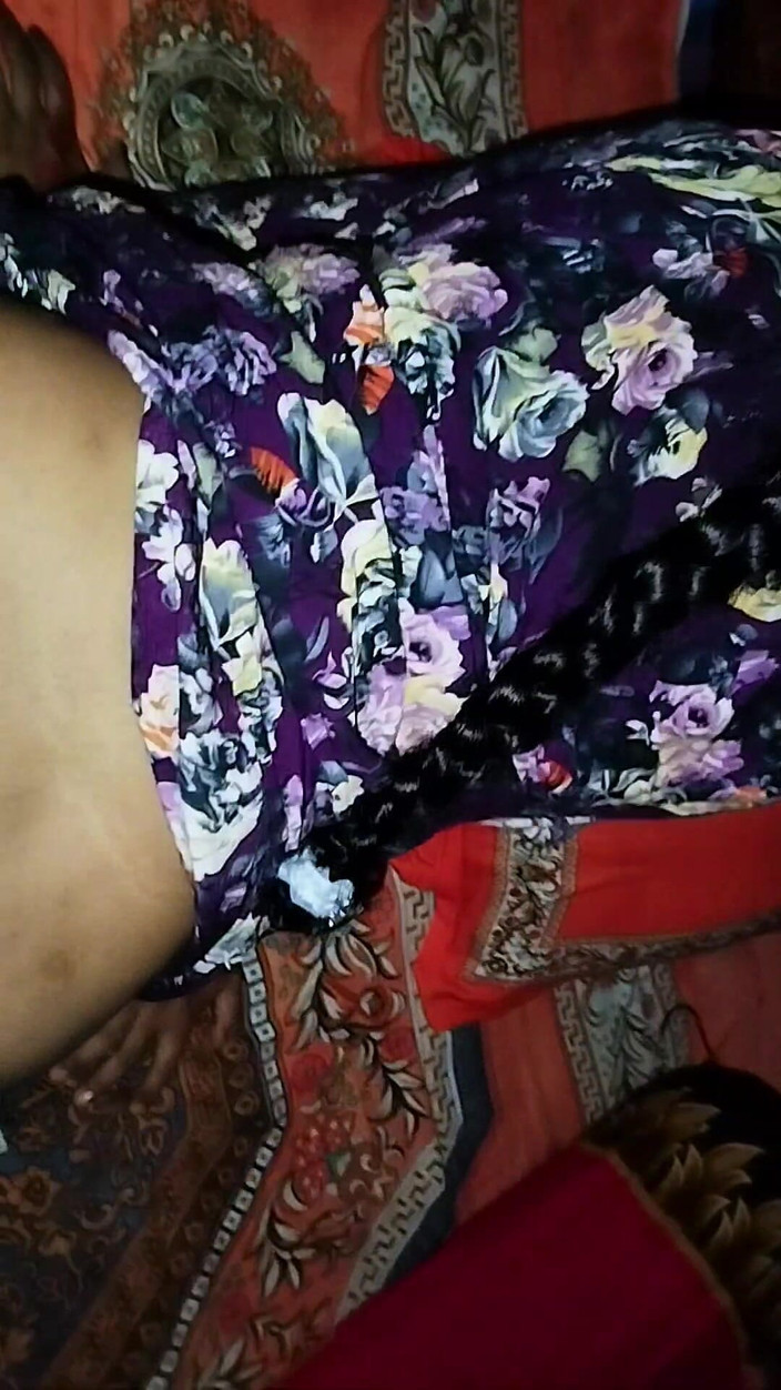 Deshi women: Devar Bhabhi的性爱视频