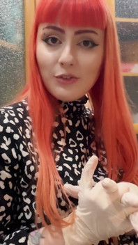 Gfe: gadis gotik rambut merah pengen banget ngocok kontolmu pakai sarung tangan