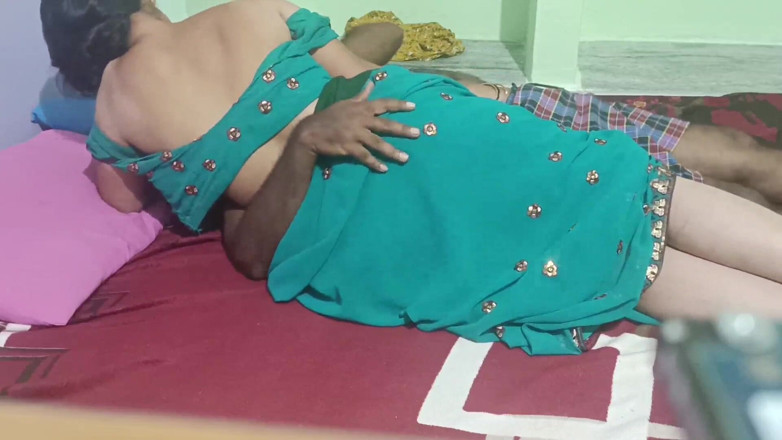 Sexy sindu: South Indian Desi Housewifefucked by Her Husband