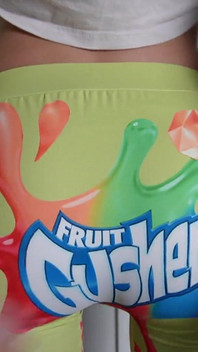 Smack It, Kiss It, You Choose