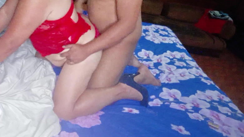 Milfta boohot: Трах іншого разу з моїм босом, який добре трахає її