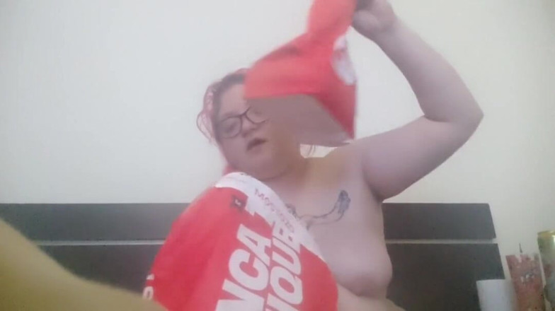 Aneris: Feedee Challenge 100 Burgers Day 1