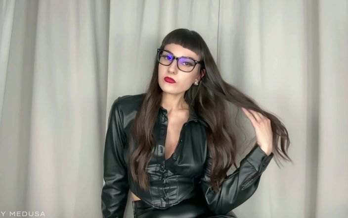 Lady Medusa: Femdom terapie - fantazie - vdechování, findom