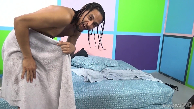 Immoral Live: Sara jay和jennifer White的口交护理