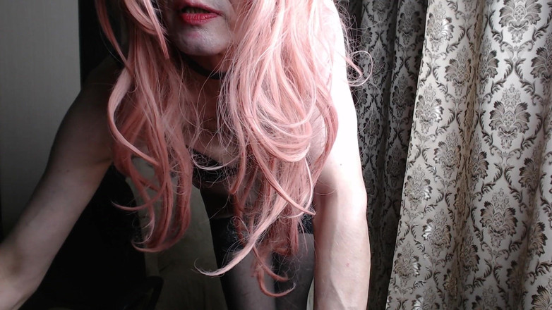 violet_bisex: Zcela Nahá Zhýralá Se Ukazuje Na Chatování Hostů