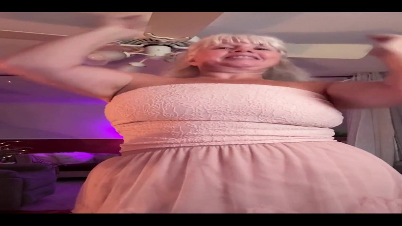 PaintedRose: 809538787976704000.mp4