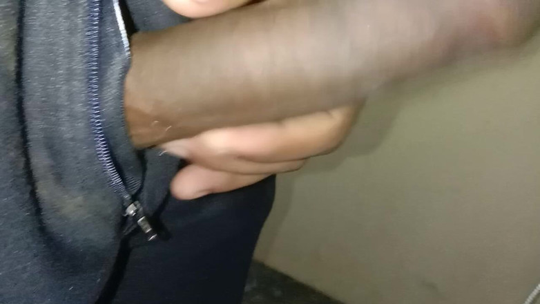 arxmaster: Pulă neagră strâmtă pentru prima dată