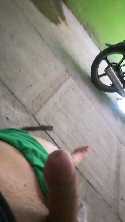 Cazeross: Masturbating at home