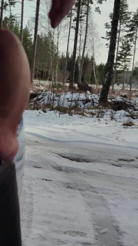 Risky Flashing Fantasy Adventure Jerking and Cumshot Outdoor