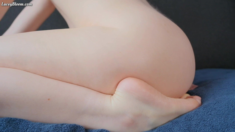 Lacey Bloom: 腿崇拜与高潮 6