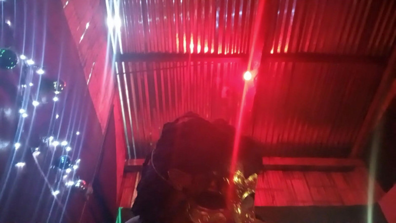 Martin13: Fantezim gerçek oldu! Kocası evden uzakta çalışırken üvey annemi sikiyorum