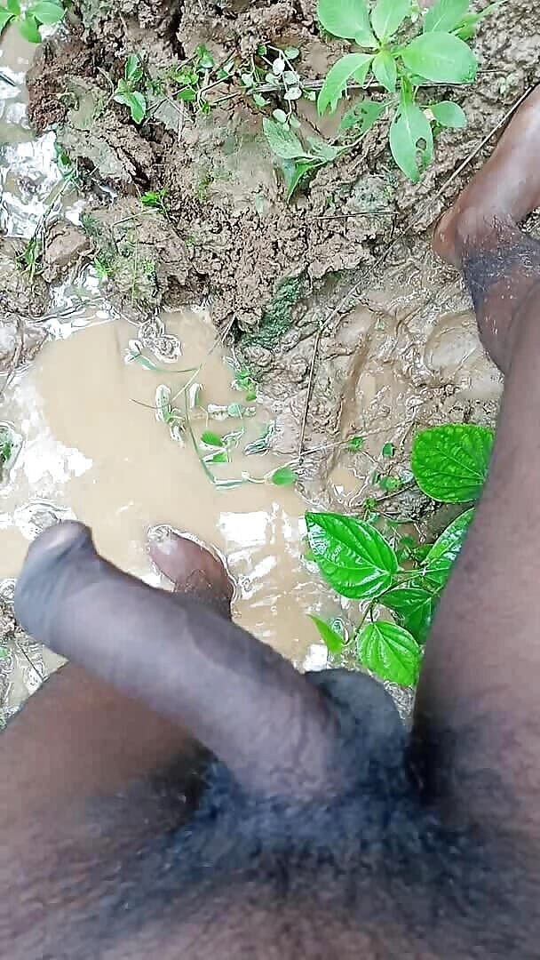 Vicky Filmy: Barish Me Khaton Me Desi Boy Masturbation