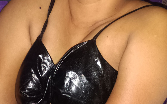 Queen4desi: 인도 여대생 야외 섹스