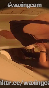(part1) Maidservant Shaves a Male Dick