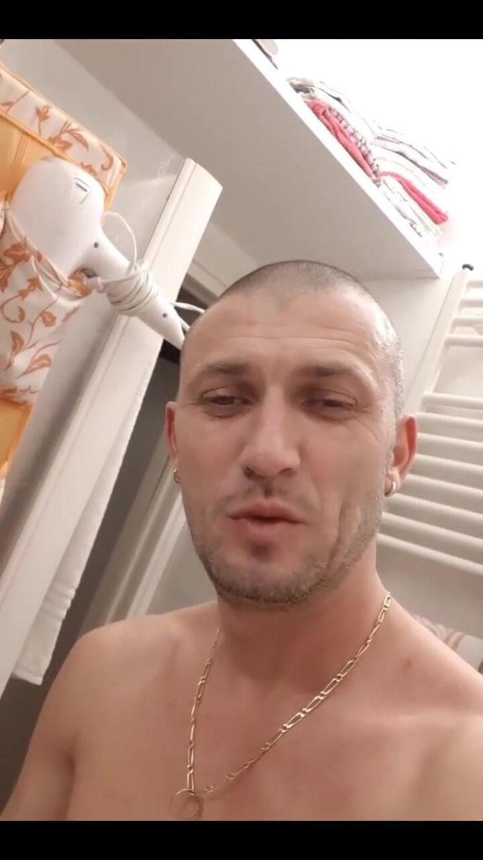 Boy jerking off: पार्टी अब समाप्त हो गई है