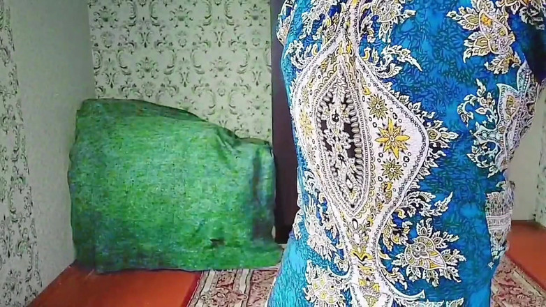 Kitty_Cross: Çarpıcı trans kız solo