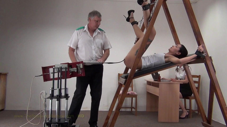 The Spanking Machine: Sis.si2 스팽킹 머신 - 보지 채찍질