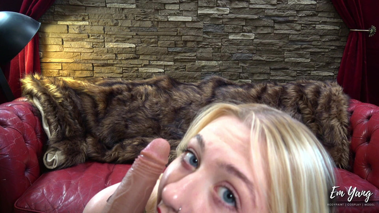 Em Yang: Si blonde British dalam PVC Memberitahu Anda Cara Melancap Zakar...