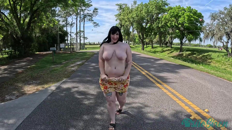 PsiloSiren: Girls Day Out - Outside Public Flashing and Mutual Masturbation