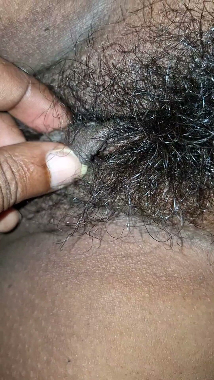 Indian aunty sex: วิดีโอของเล่นกับอวัยวะเพศของผู้หญิงอินเดีย