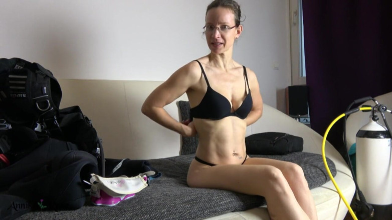 Annika Rose: Quicky with the compressed air bottle