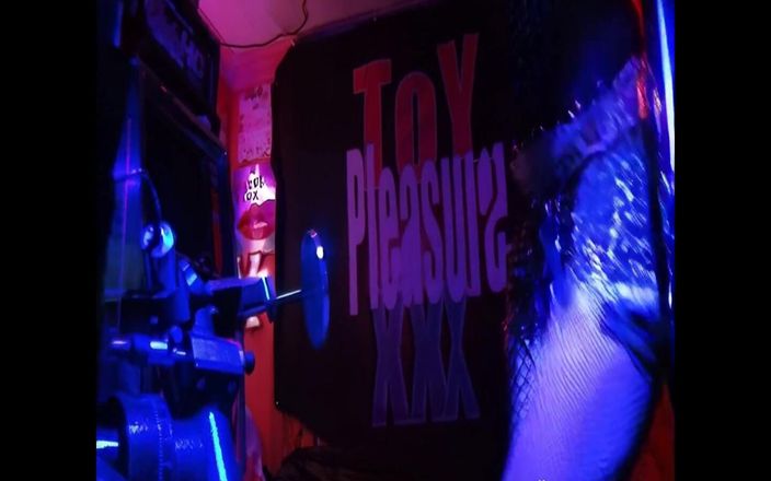 Toy Pleasure: Completa lo spettacolo completo di metal! Demo!